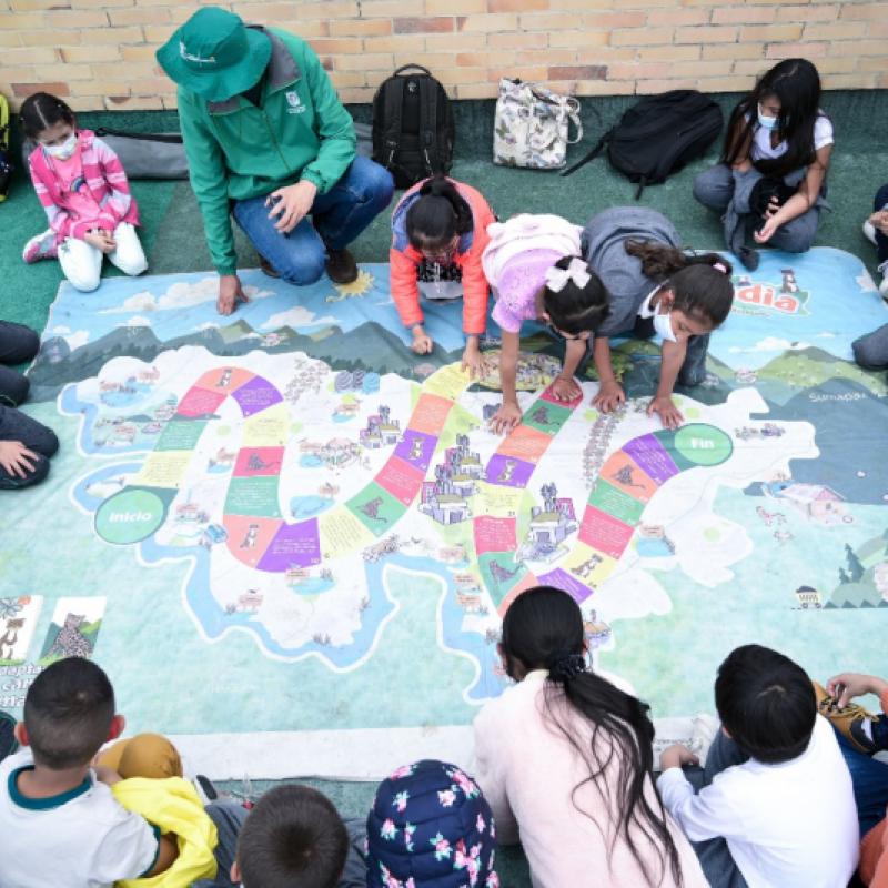 Actividad lúdica con estudiantes 