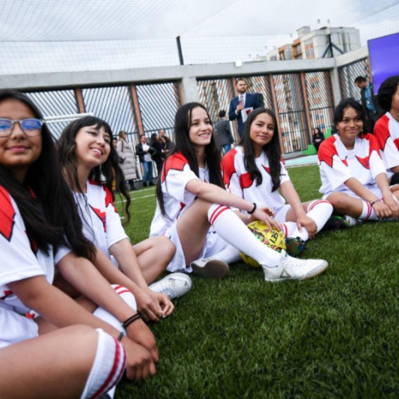 Deportes colegio Laura Herrera